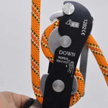Climbing Belay Self-Locking Rope Rescue Device